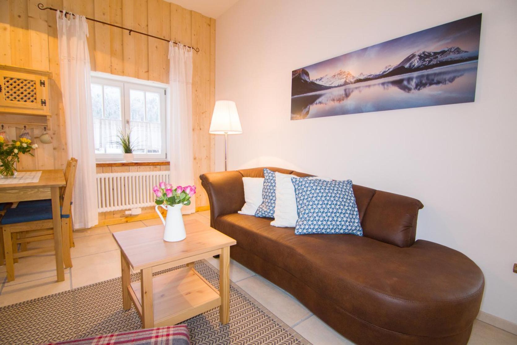 Alpenhotel Dahoam Schleching Rum bild